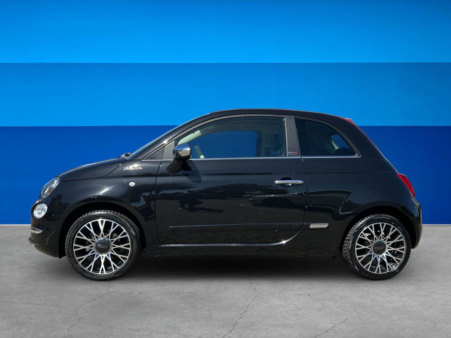 Fahrzeug 3 Fahrzeugabbildung Fiat 500 EU6d 1.0 Mild Hybrid Dolcevita Navi Soundsys - mit KI generiert/bearbeitet