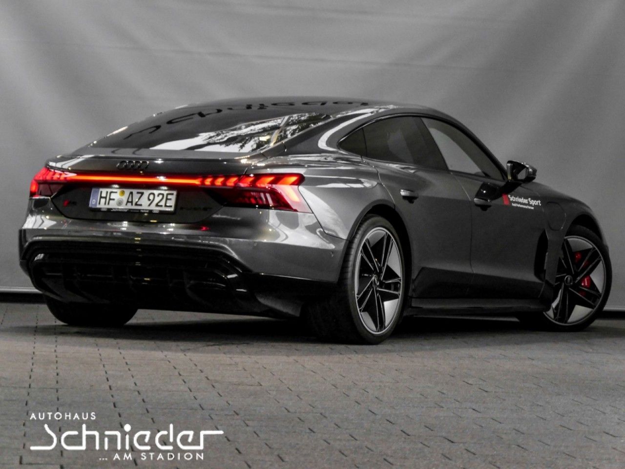 Fahrzeugabbildung Audi RS E-TRON GT LASER,HEAD UP, CARPLAY, PANO Navi