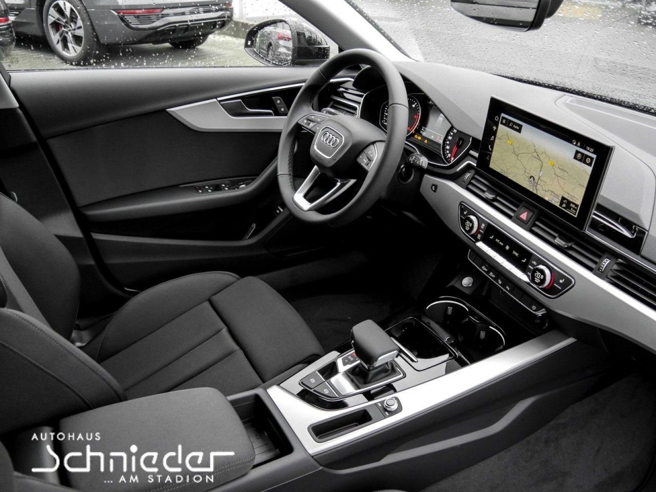 Fahrzeugabbildung Audi A4 AVANT ADVANCED,LED,CARPLAY,KEYLESS,ACC Navi