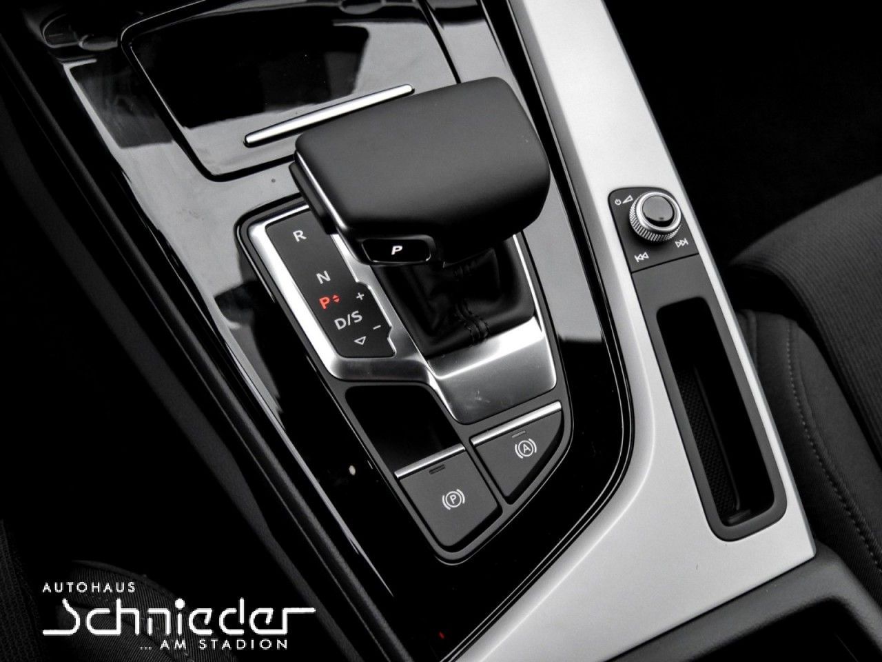 Fahrzeugabbildung Audi A4 AVANT 35TDI LED,VIRTUAL,AHK,CARPLAY,ACC Navi