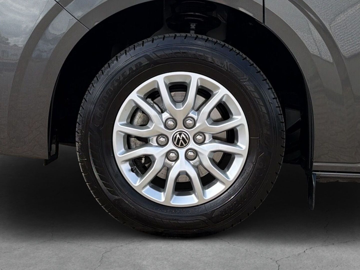 Fahrzeugabbildung Volkswagen T7 Caravelle 110 kW KR 2.0 TDI Life 9- Sitzer Na - mit KI generiert/bearbeitet