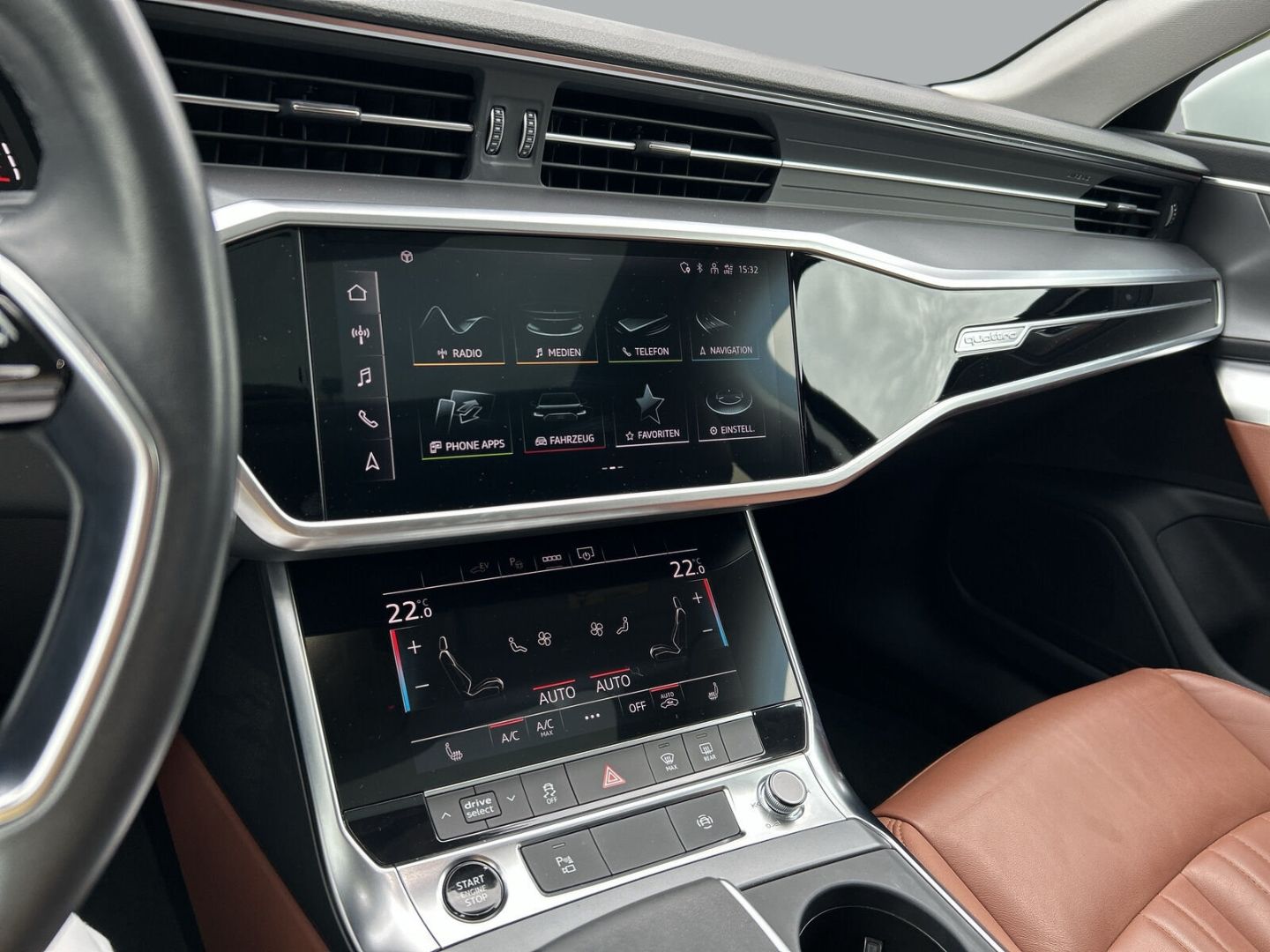 Fahrzeug 15 Fahrzeugabbildung Audi A6 Avant 50 TFSI e quattro S tronic LED Sportsit - mit KI generiert/bearbeitet