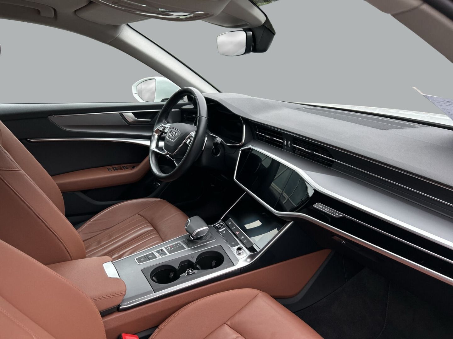 Fahrzeug 19 Fahrzeugabbildung Audi A6 Avant 50 TFSI e quattro S tronic LED Sportsit - mit KI generiert/bearbeitet