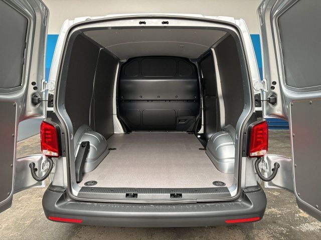 Fahrzeugabbildung Volkswagen Transporter T6.1 Kasten Rückfahrkamera Climatic