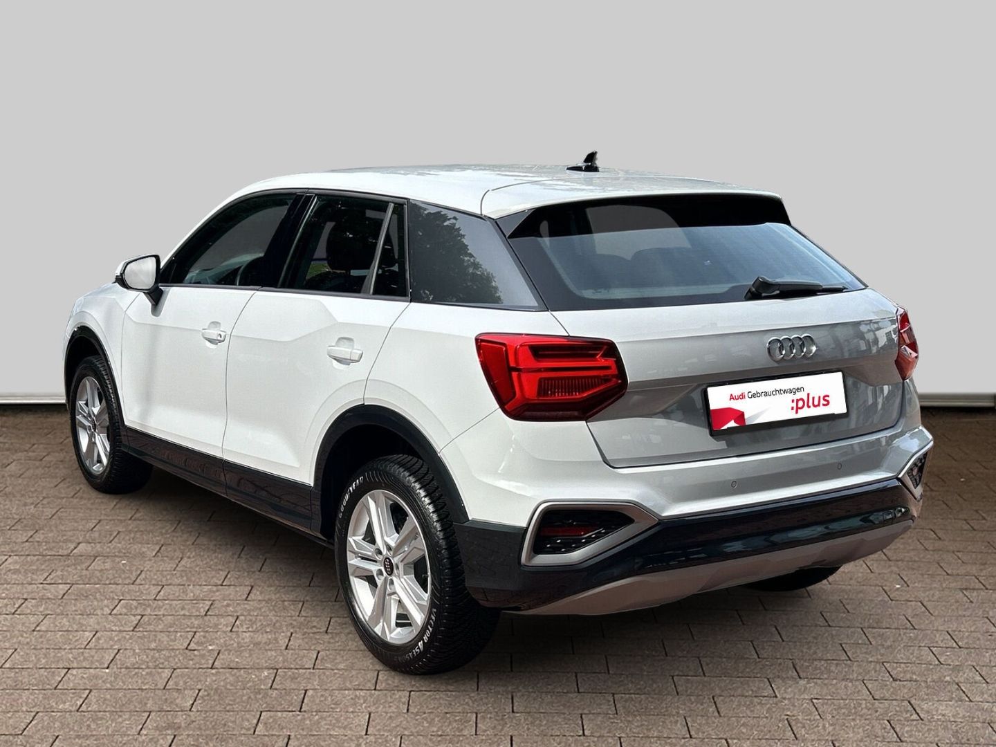 Fahrzeugabbildung Audi Q2 1.5 35 TFSI advanced Navi Soundsystem LED Ble - mit KI generiert/bearbeitet