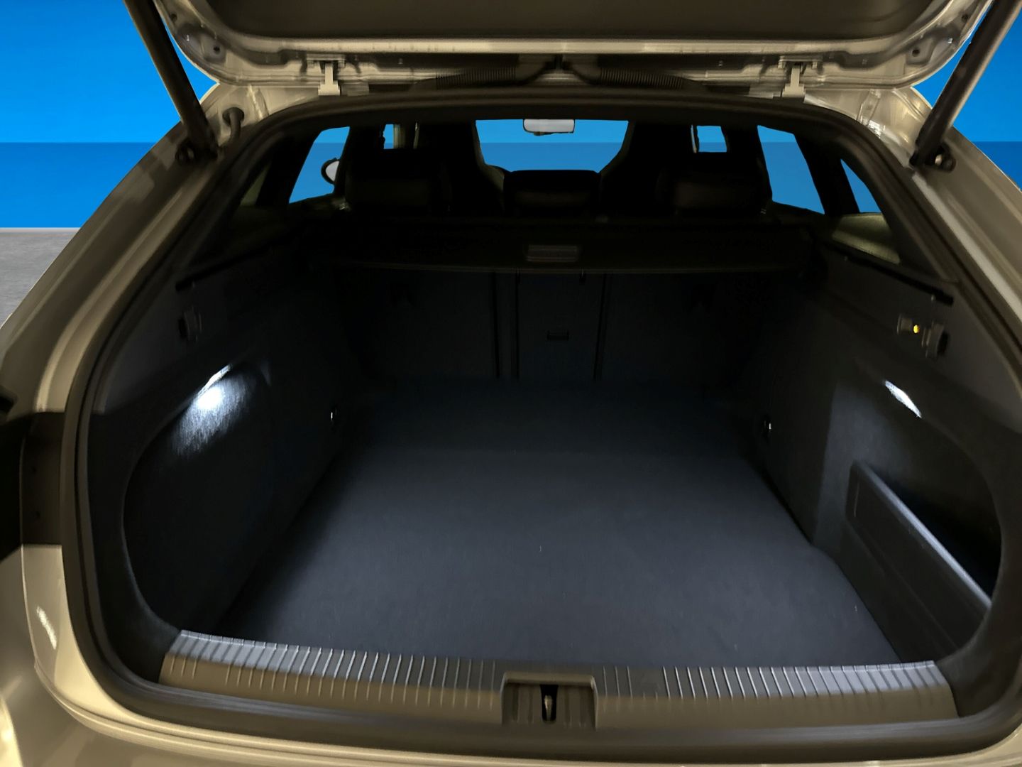 Fahrzeugabbildung Volkswagen Arteon Shooting Brake R-Line 4M IQ.LIGHT AHK LED