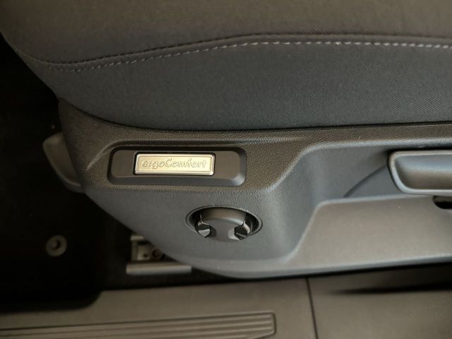 Fahrzeugabbildung Volkswagen Caddy NFZ Maxi Life 7-Sitzer Motor 2.0 l TDI EU6