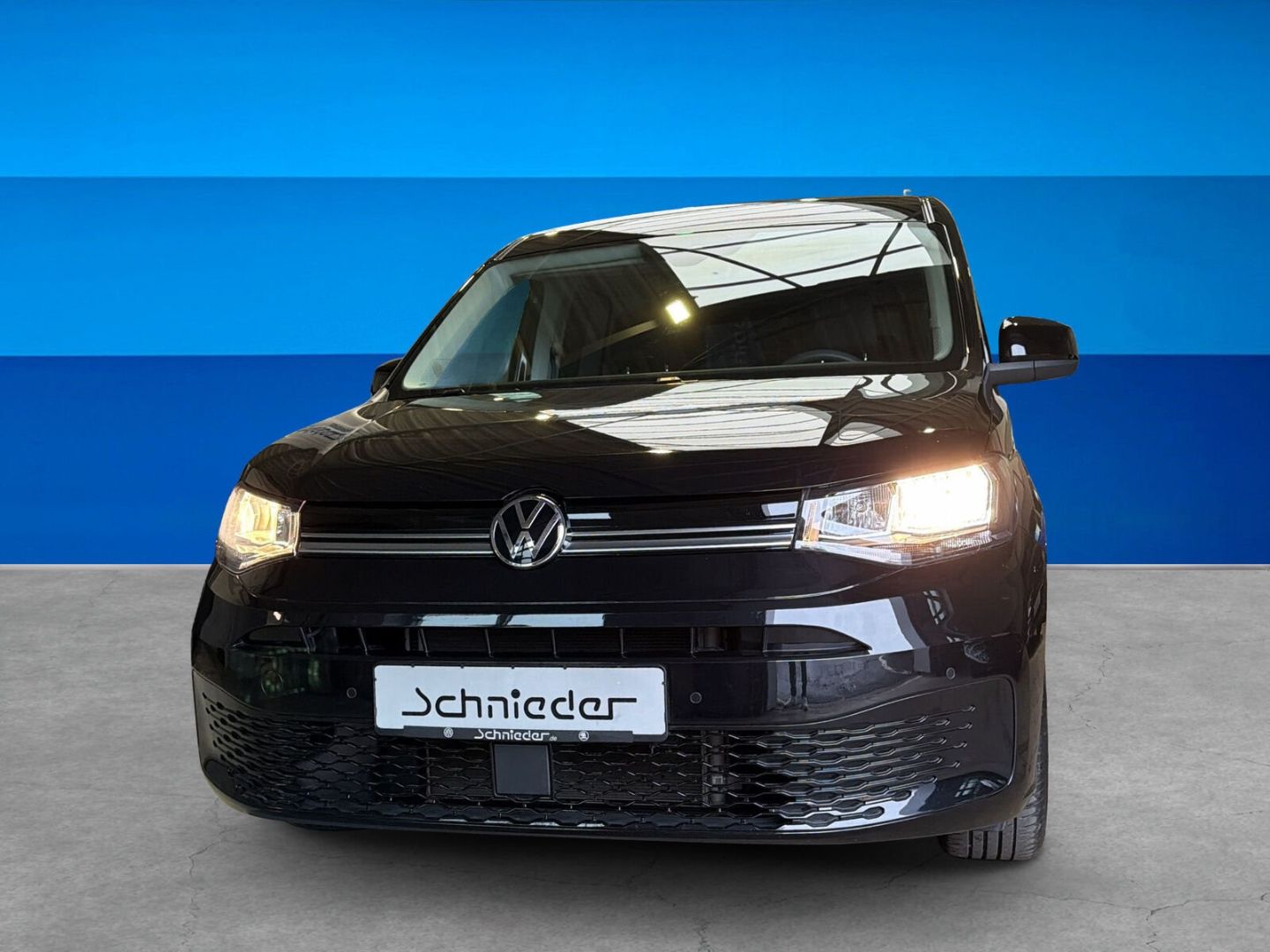 Fahrzeug 8 Fahrzeugabbildung Volkswagen Caddy 1.5 TSI Life Rear View Climatronic - mit KI generiert/bearbeitet