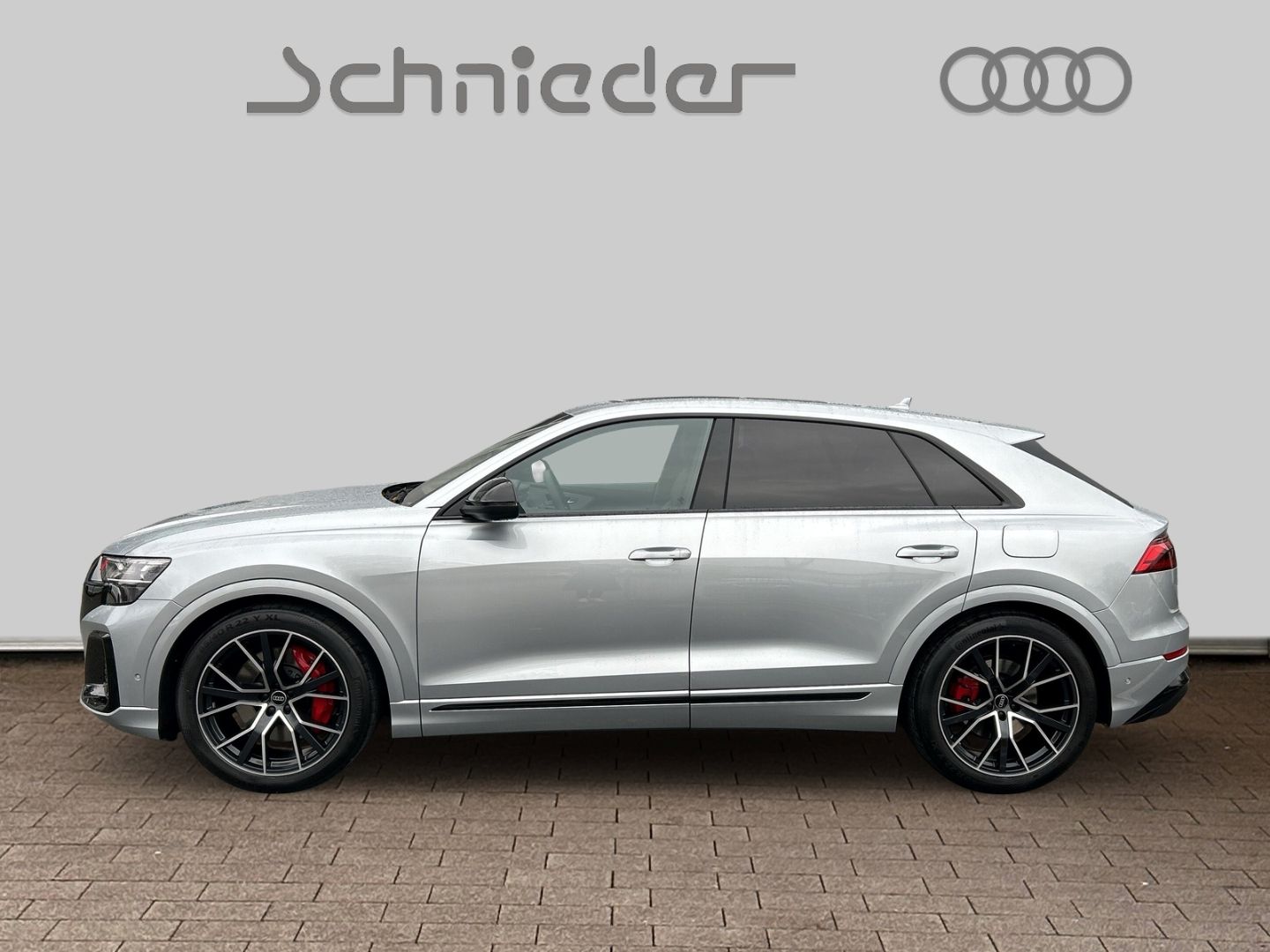 Fahrzeugabbildung Audi Q8 SUV 60 TFSIe LASER,AHK,PANO,B&O,HUD,PANO,KAME