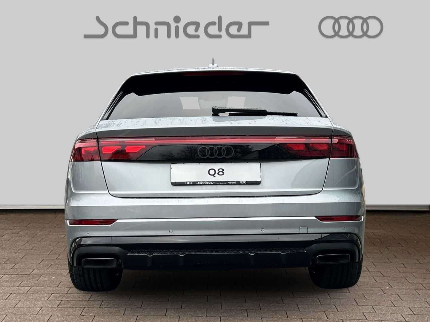 Fahrzeugabbildung Audi Q8 SUV 60 TFSIe LASER,AHK,PANO,B&O,HUD,PANO,KAME