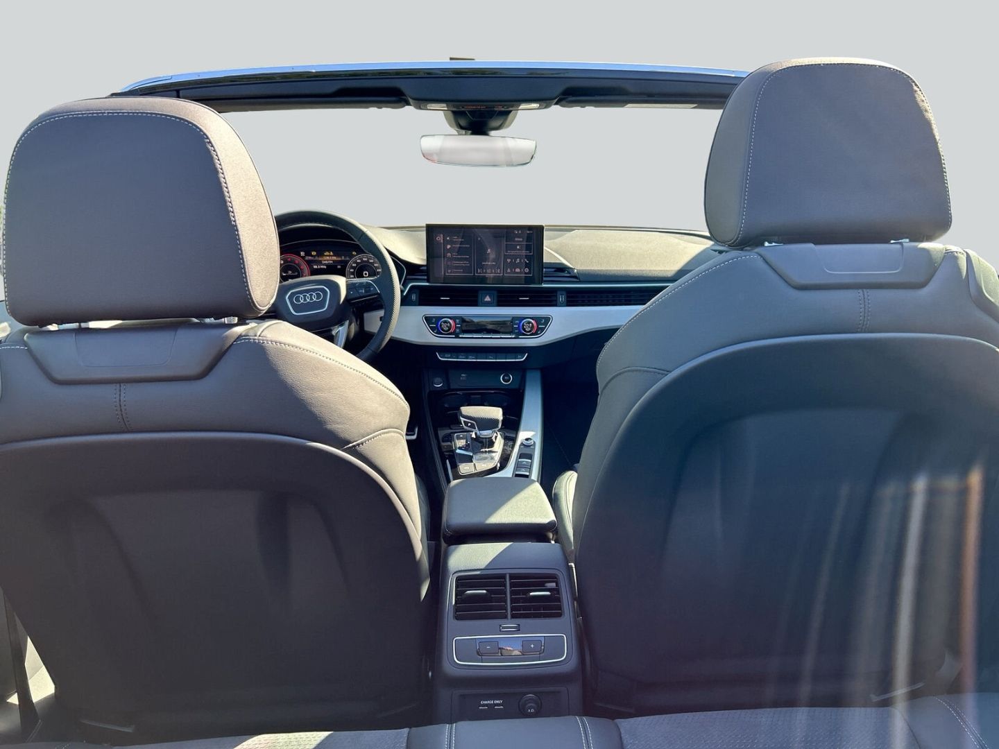 Fahrzeugabbildung Audi A5 CABRIO SLINE 40 TFSI VIRTUAL,AHK,ACC,KAMERA