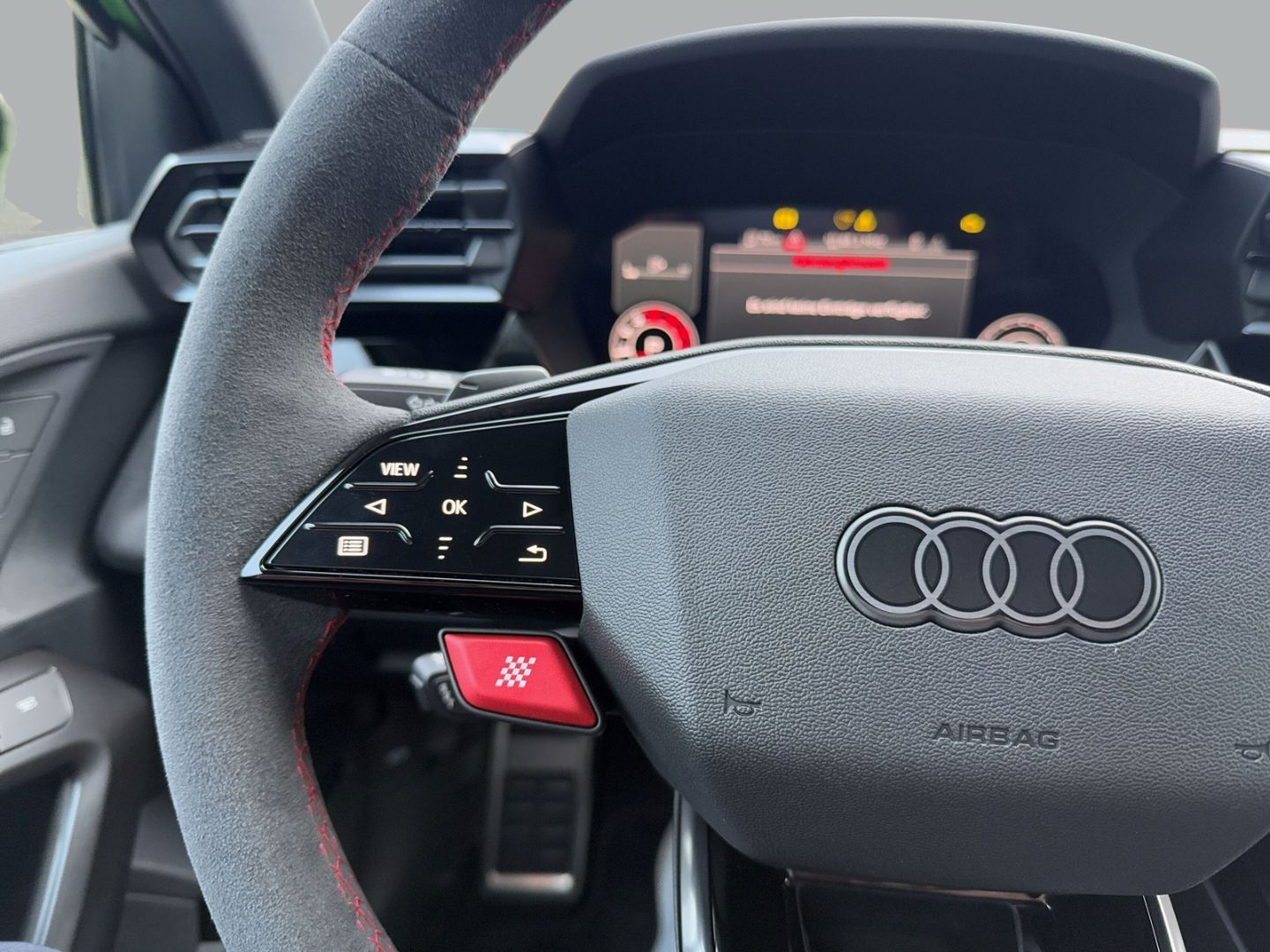 Fahrzeugabbildung Audi RS3 SPORTB MATRIX,PANO,HUD,VIRTUAL,SPORTABGAS