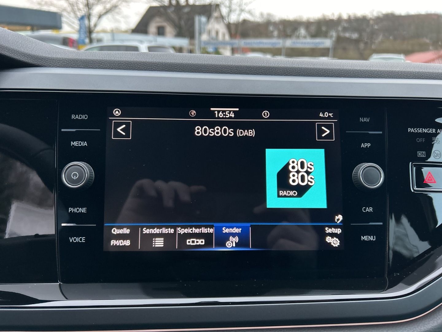 Fahrzeugabbildung Volkswagen Polo R-Line 1,0 l TSI DSG KEYLESS IQ.LIGHT IQ.DR
