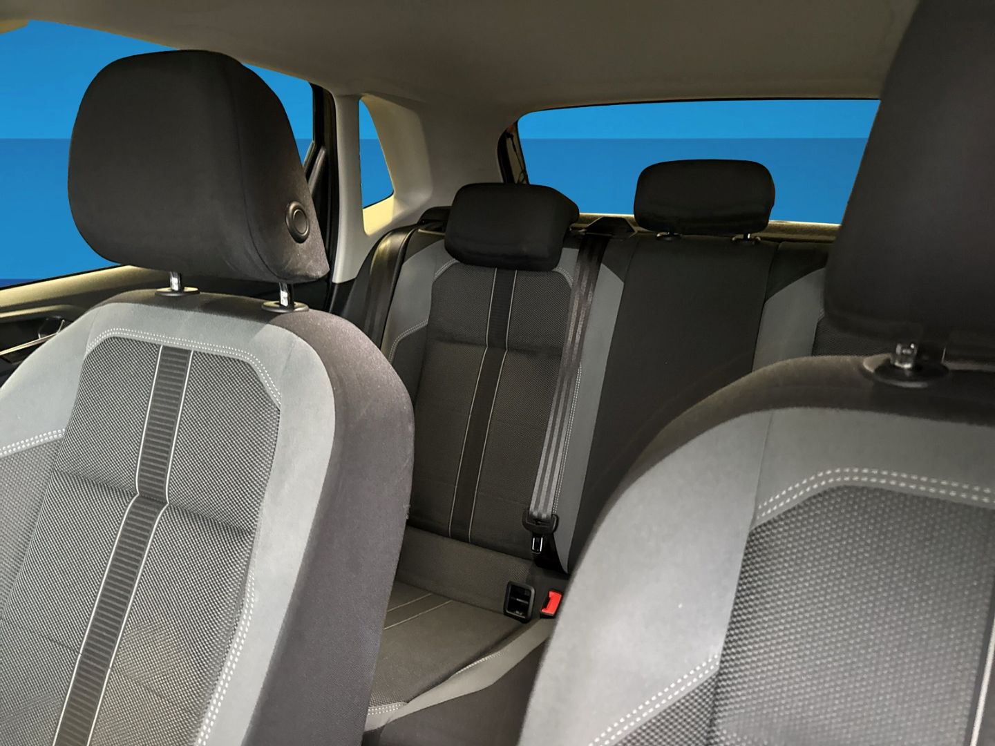 Fahrzeugabbildung Volkswagen Polo Highline 1.0 TSI Climatronic  App-Connect