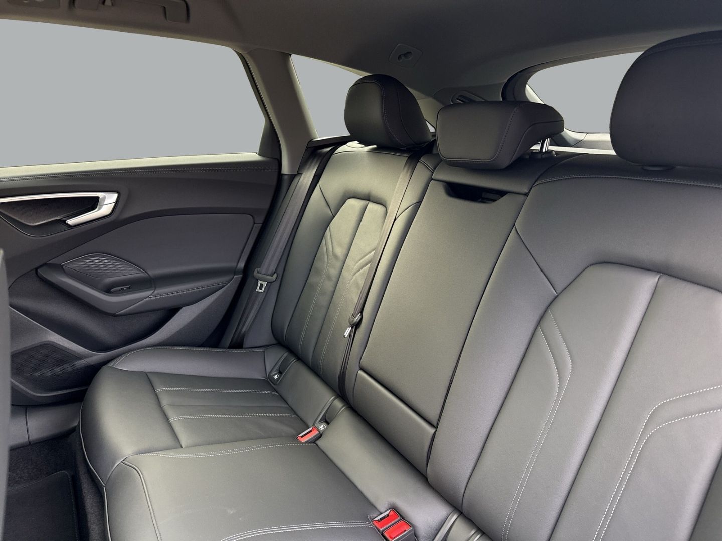 Fahrzeugabbildung Audi A5 AVANT TDI,LED,SLINE,VIRTUAL,APPLE,