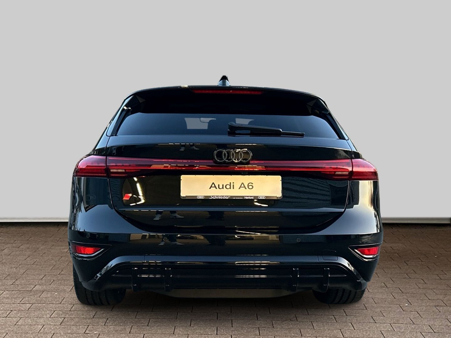 Fahrzeugabbildung Audi A6 AVANT E-TRON PERFORM. LED,PANO,TECH PLUS,B&O
