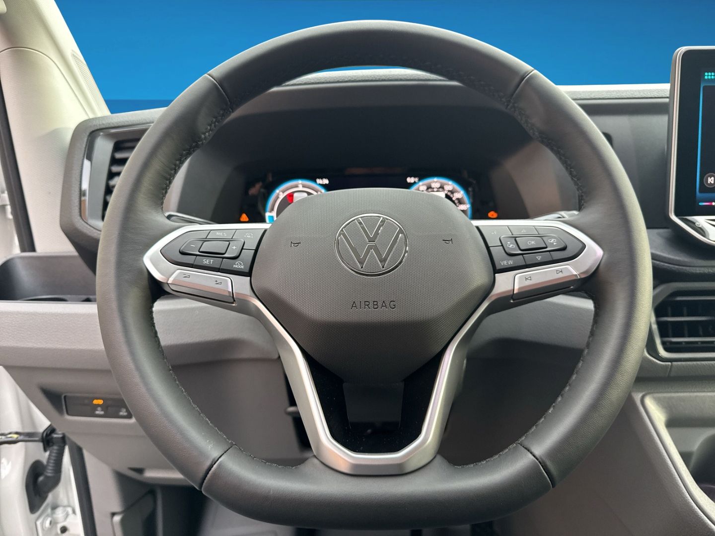 Fahrzeugabbildung Volkswagen Crafter 35 Kasten HD 2,0 l TDI 103 kW 8-Gang-Aut