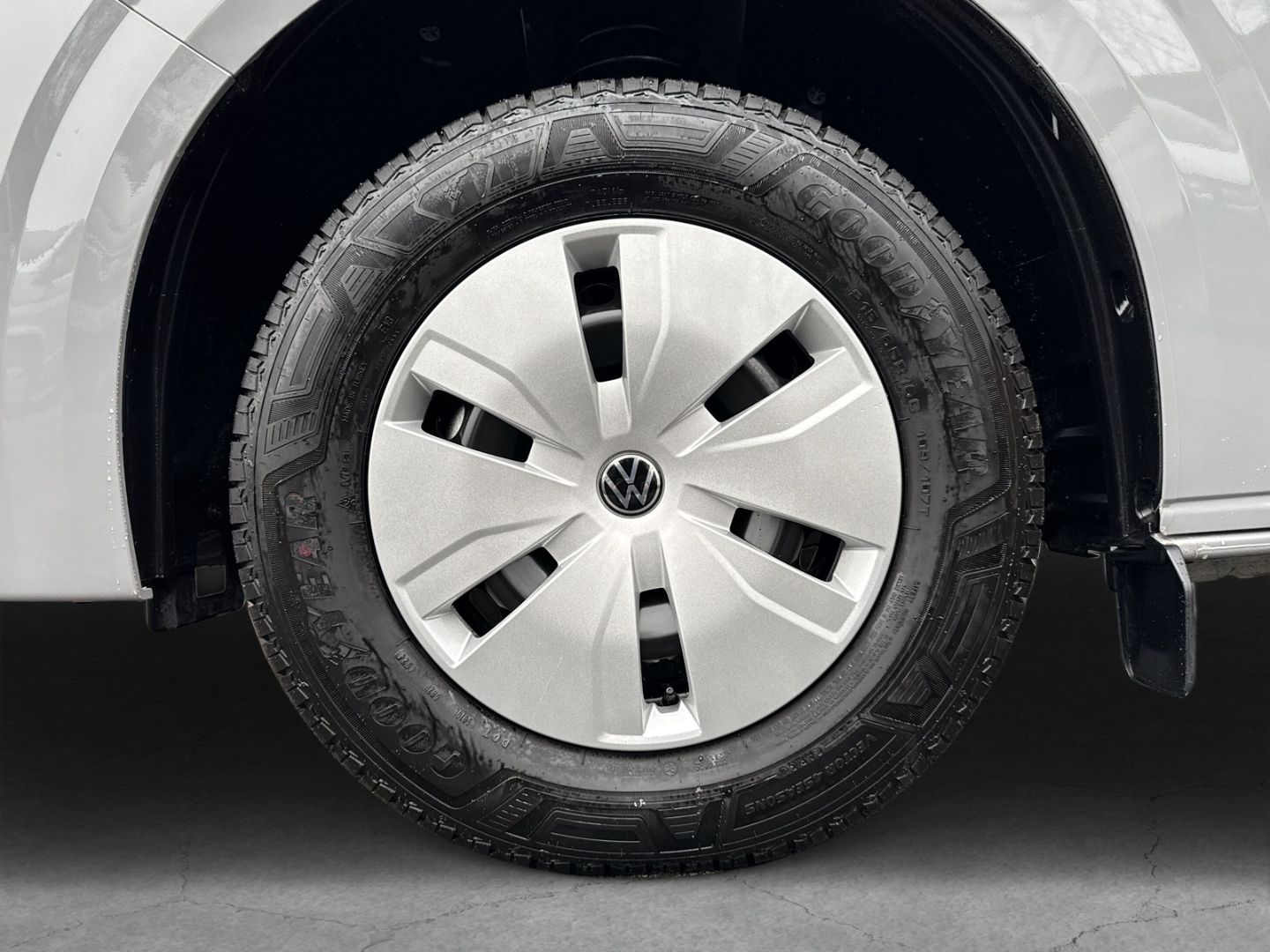 Fahrzeugabbildung Volkswagen Transporter Kasten 2,0 l TDI 110 kW Automatik LR
