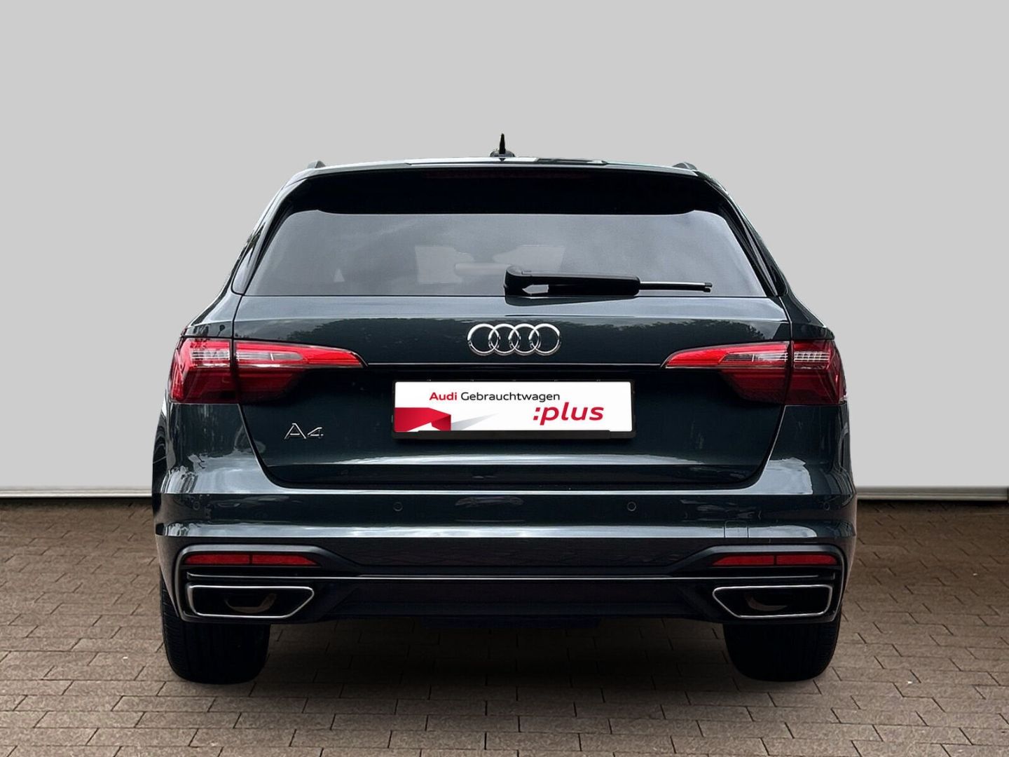Fahrzeug 10 Fahrzeugabbildung Audi A4 Avant 35 TFSI advanced - mit KI generiert/bearbeitet