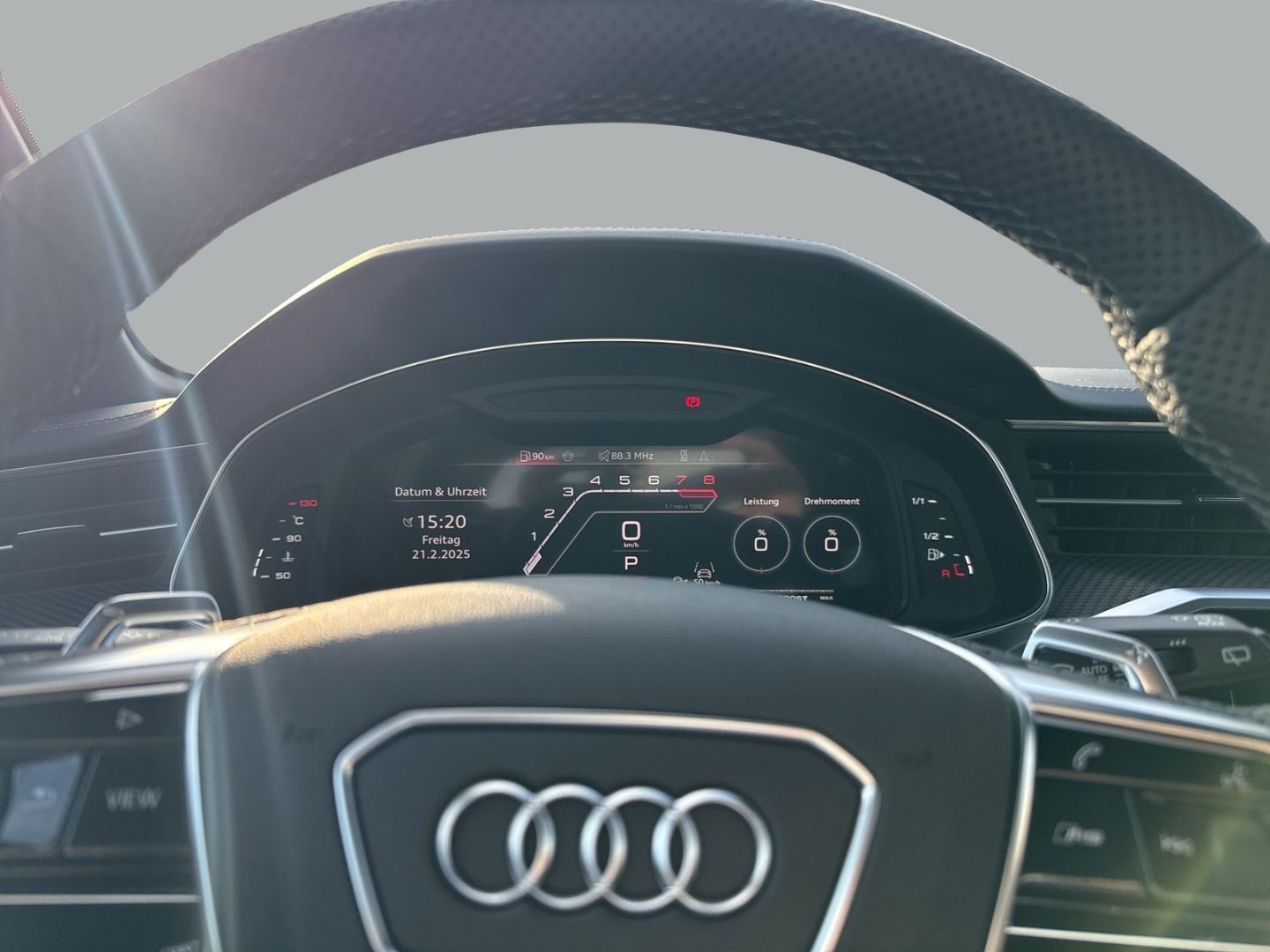 Fahrzeugabbildung Audi RS6 PERFORMANCE,LASER,KERAMIK,PANO,SHZ,HUD,KAMER