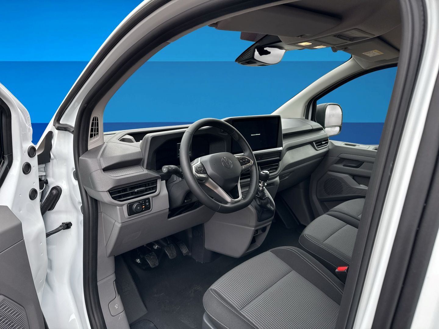 Fahrzeugabbildung Volkswagen T7 Transporter Kasten 2,0 l TDI 81 kW 6-Gang KR