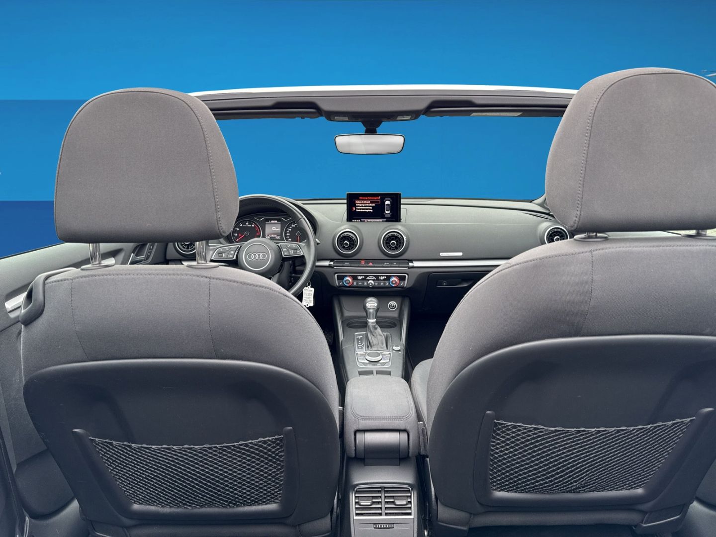 Fahrzeugabbildung Audi A3 Cabriolet 1.5 TSI Komfort Klimaautomatik