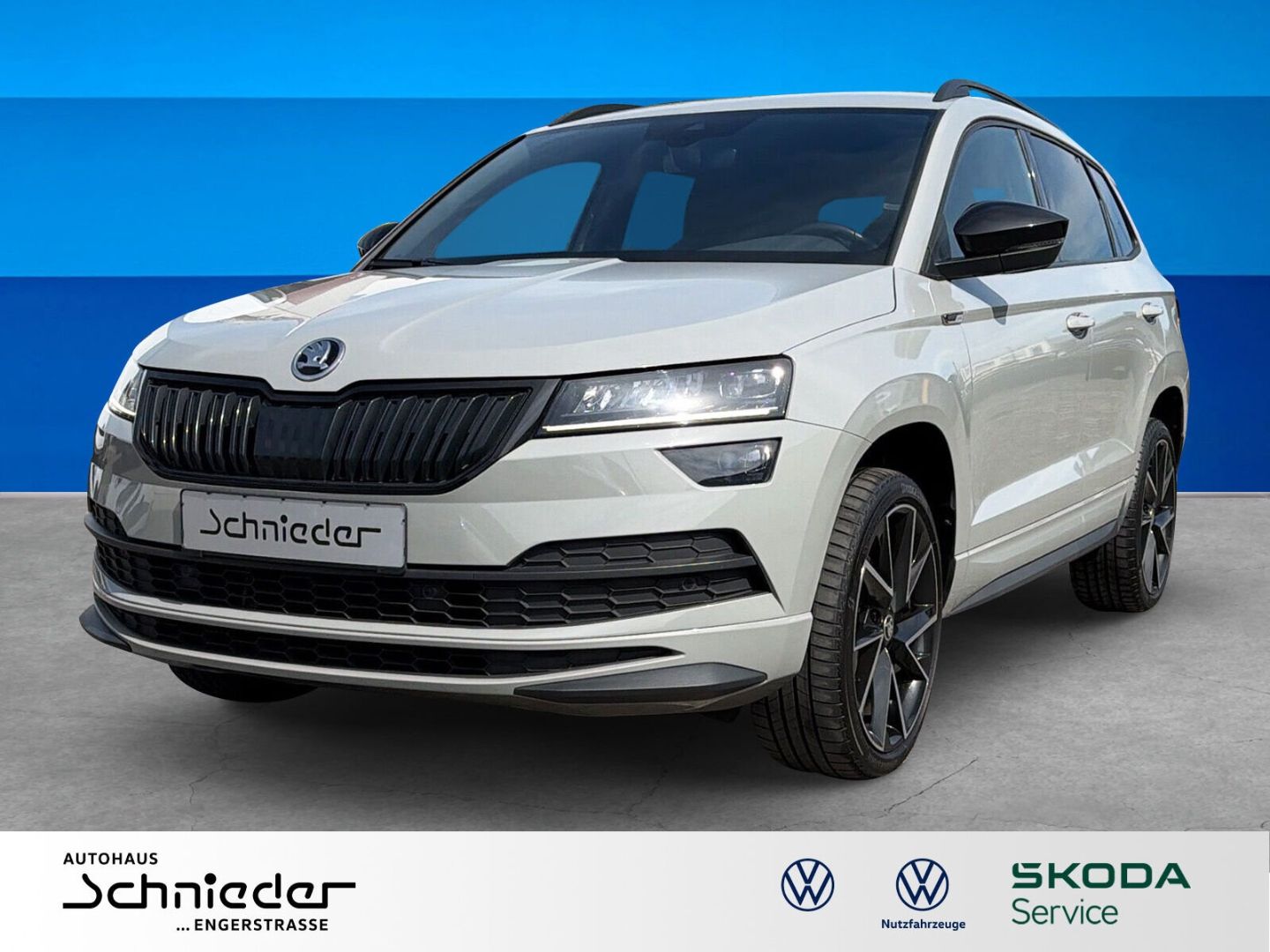 Fahrzeug 3 Fahrzeugabbildung SKODA Karoq 1.5 TSI ACT Sportline AHK Kamera Clima - mit KI generiert/bearbeitet