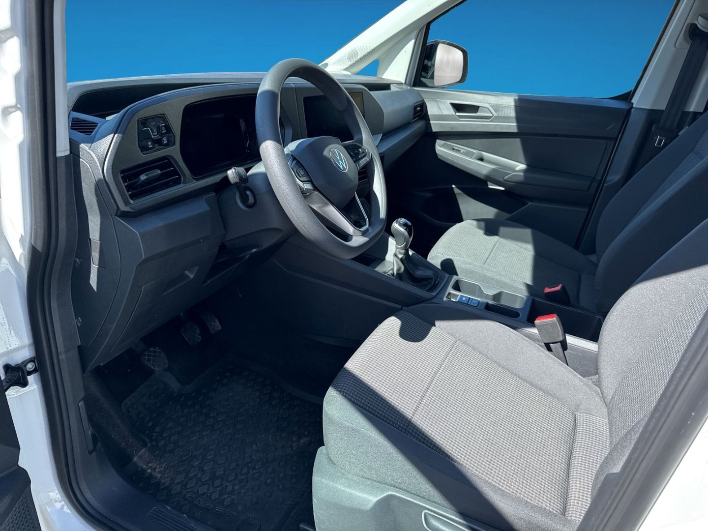 Fahrzeugabbildung Volkswagen Caddy Cargo 2.0 TDI Rear View Sitzheizung