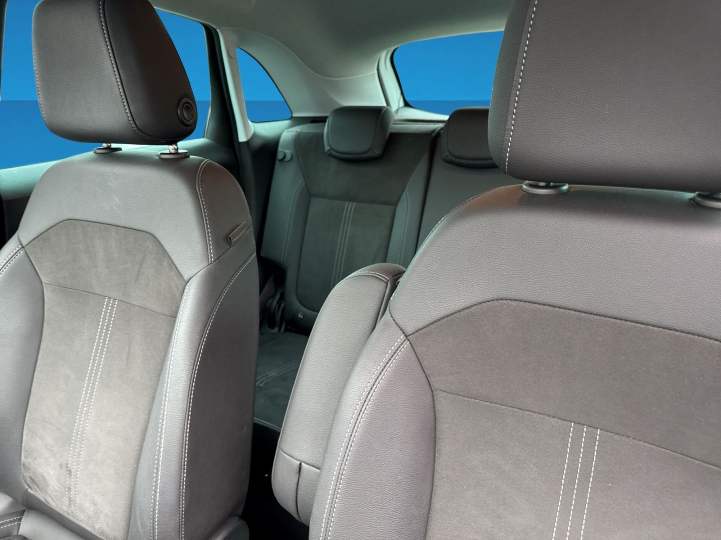 Fahrzeugabbildung Opel Crossland 1.2 Turbo Ultimate Klima Kamera HeadUp