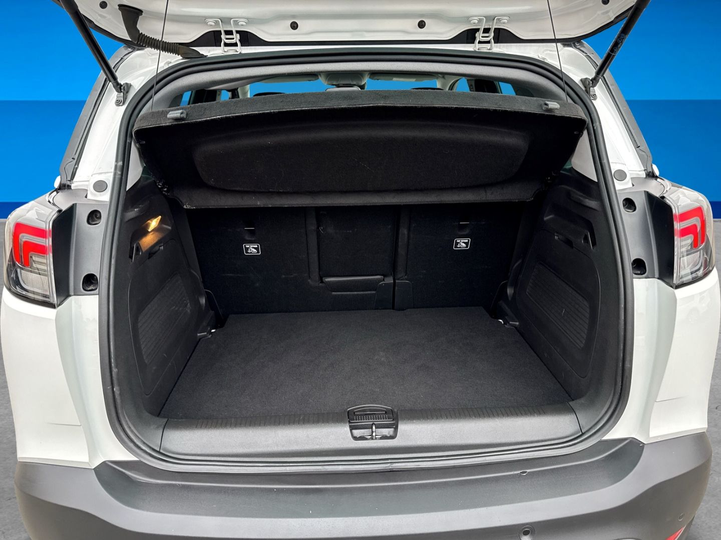 Fahrzeugabbildung Opel Crossland 1.2 Turbo Ultimate Klima Kamera HeadUp