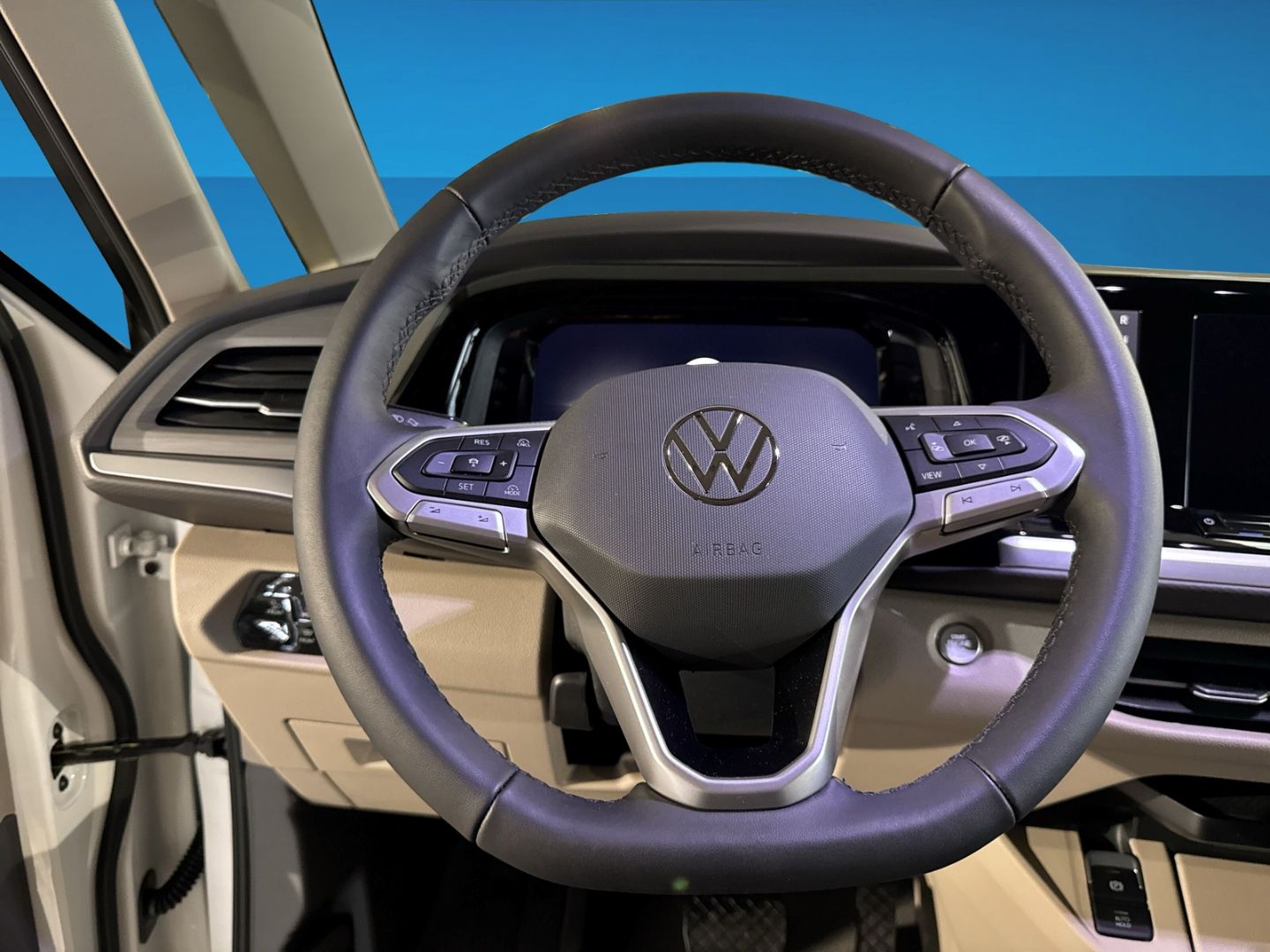 Fahrzeugabbildung Volkswagen T7 Multivan Edition 2,0 l TDI 110 kW DSG LÜ