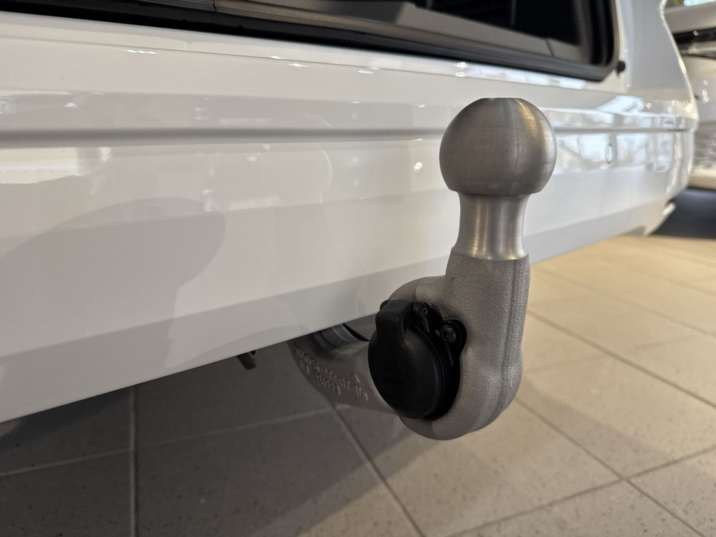 Fahrzeugabbildung Volkswagen T7 Multivan Edition 2,0 l TDI 110 kW DSG LÜ