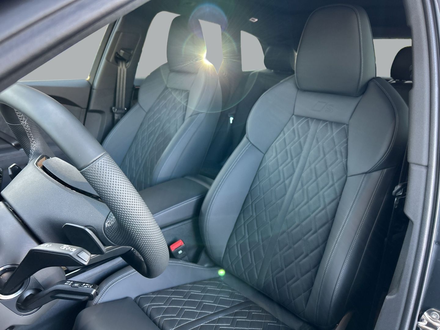 Fahrzeugabbildung Audi SQ5 TFSI LED,HUD,PANO,MASSAGE,TECHPRO,LUFTFEDER