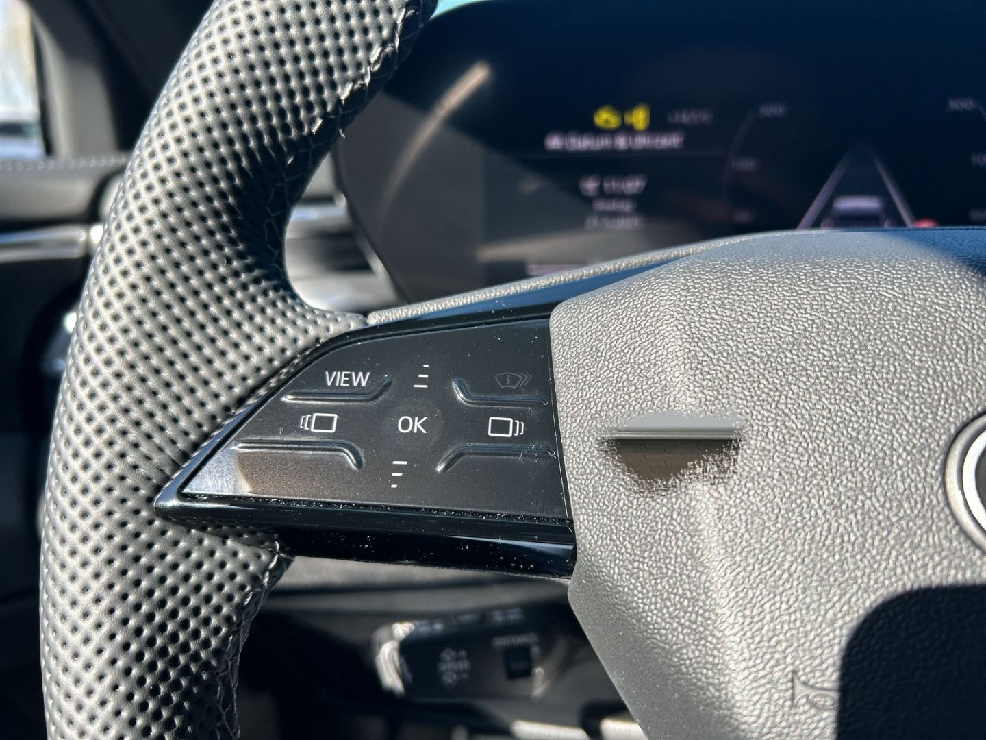 Fahrzeugabbildung Audi A5 AVANT TDI EDITION,LED,TECHPLUS,AHK,PDC,SLINE