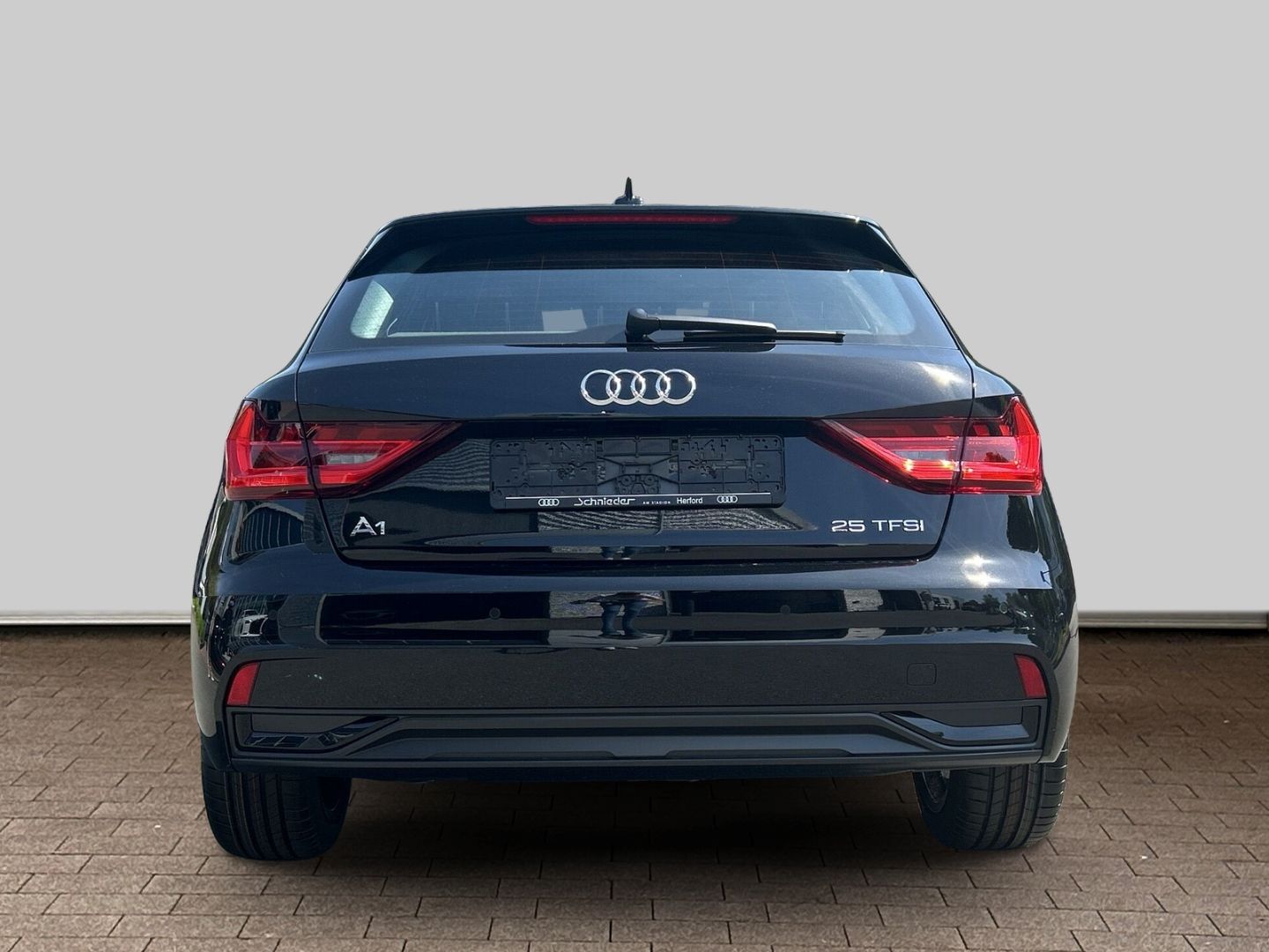 Fahrzeugabbildung Audi A1 ADVANCED 25 TFSI LED,SHZ,PDC,SLINE,CARPLAY