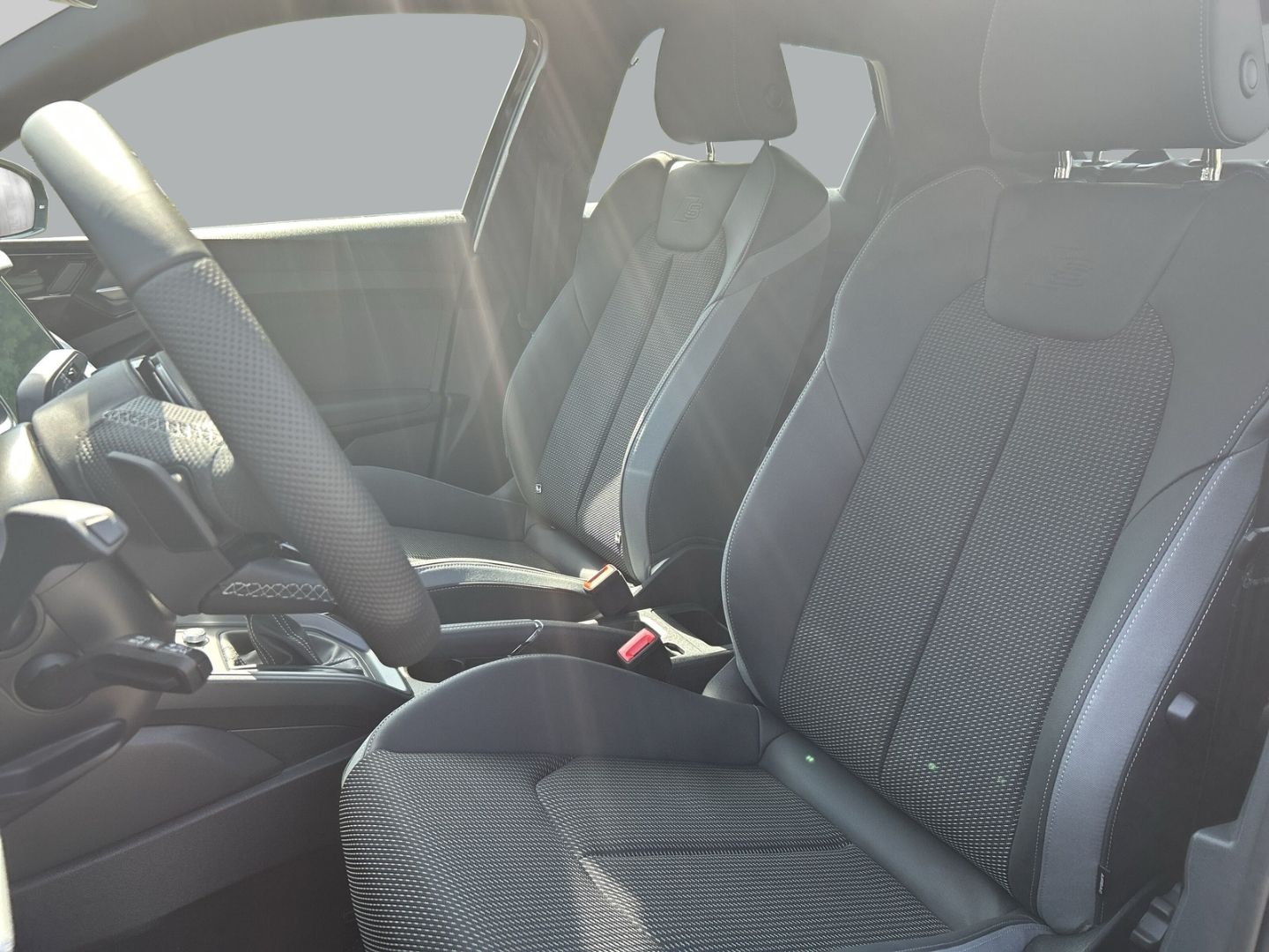 Fahrzeugabbildung Audi A1 ADVANCED 25TFSI, LED,SHZ,PDC,SLINE,CARPLAY