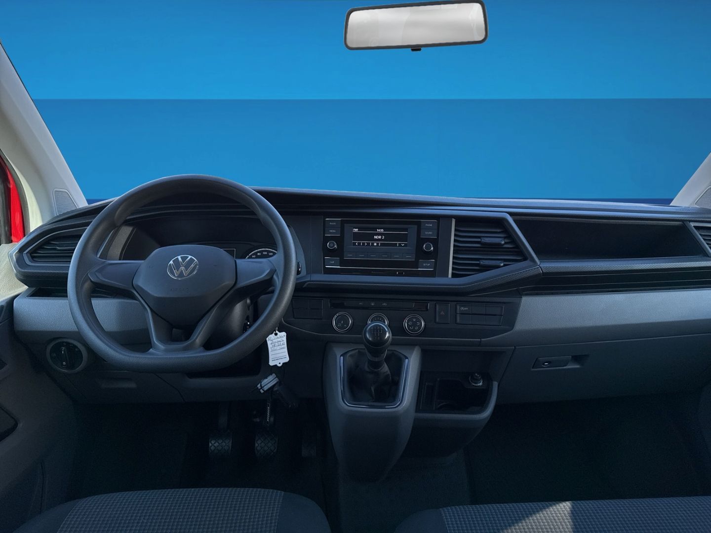 Fahrzeugabbildung Volkswagen Transporter Kombi 2.0 TDI Climatic 9-Sitzer-Pake