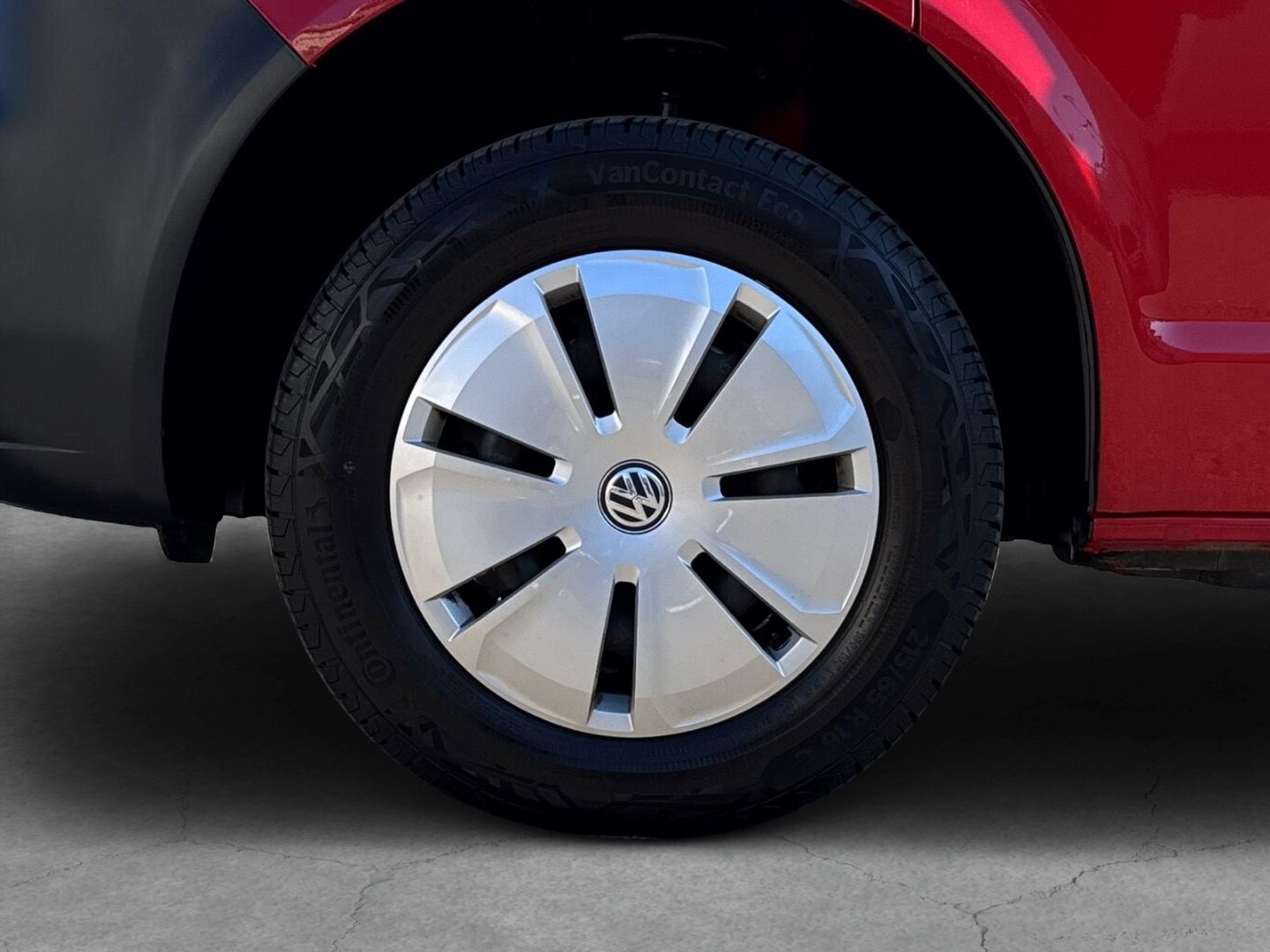 Fahrzeugabbildung Volkswagen Transporter Kombi 2.0 TDI Climatic 9-Sitzer-Pake