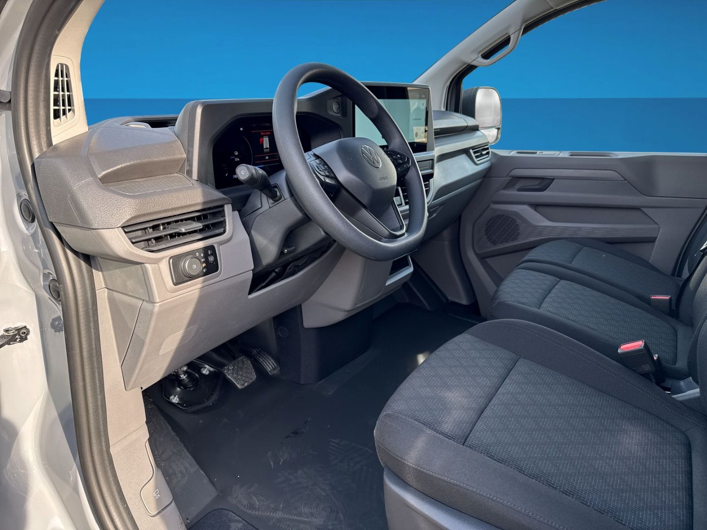 Fahrzeugabbildung Volkswagen T7 Transporter e-Transporter Kasten BEV 100kW LR