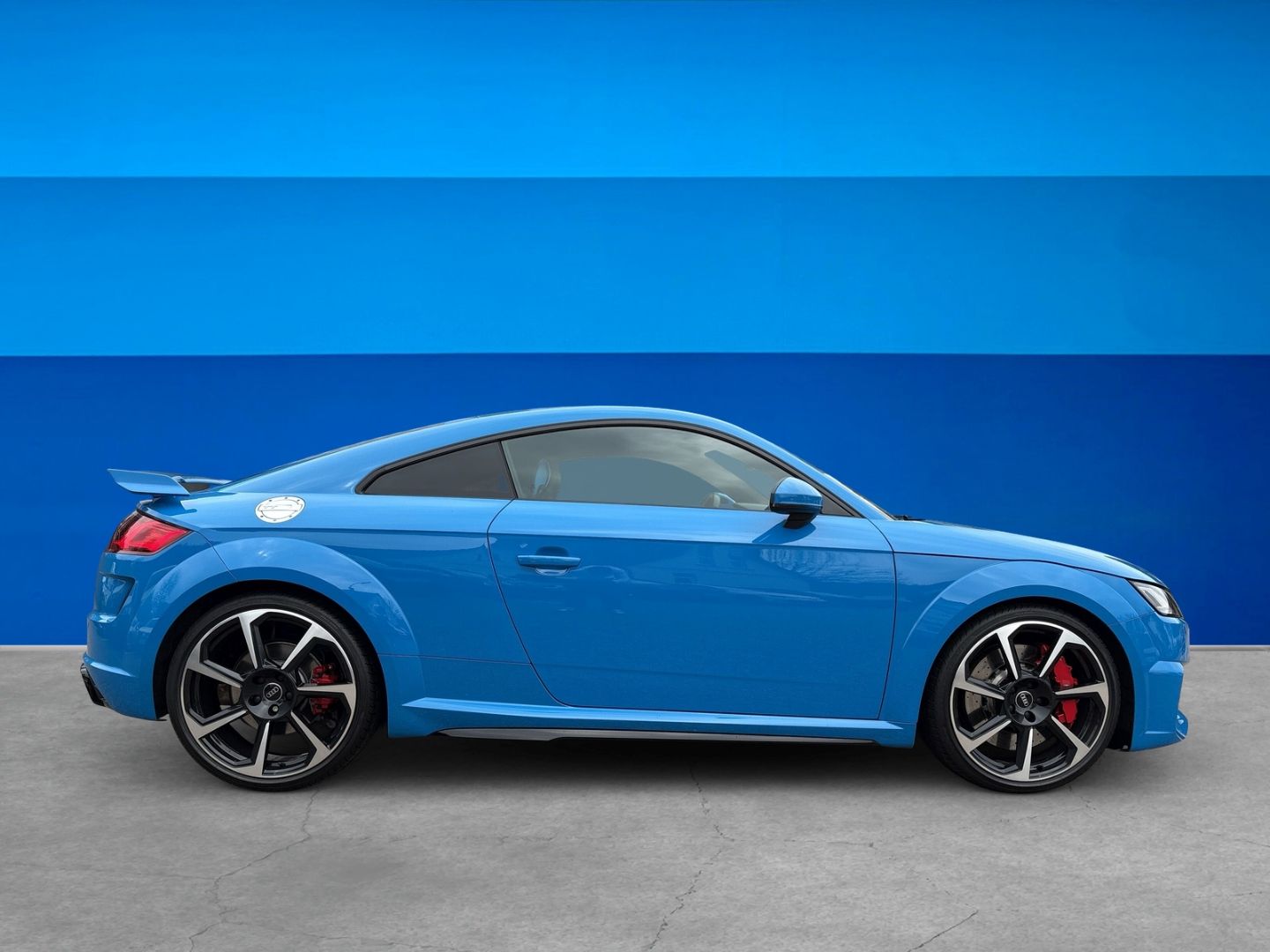 Fahrzeugabbildung Audi TT RS 2.5 TFSI B&O NAVI NAPPALEDER MATRIX LED