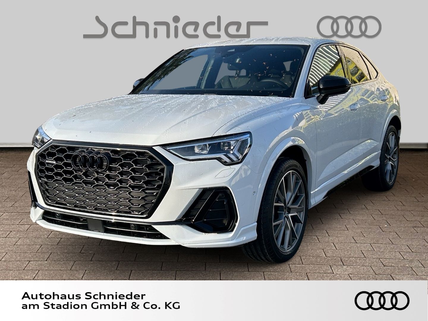Fahrzeugabbildung Audi Q3 SPORTB. 40TFSi LED VIRTUAL,KAMRA,LEDER,APPLE