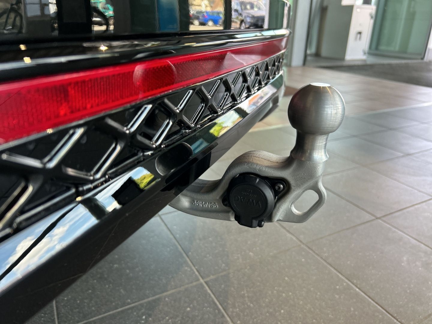 Fahrzeugabbildung Volkswagen Passat R-Line 2,0 l TDI 4M MATRIX SIGNATURE AHK