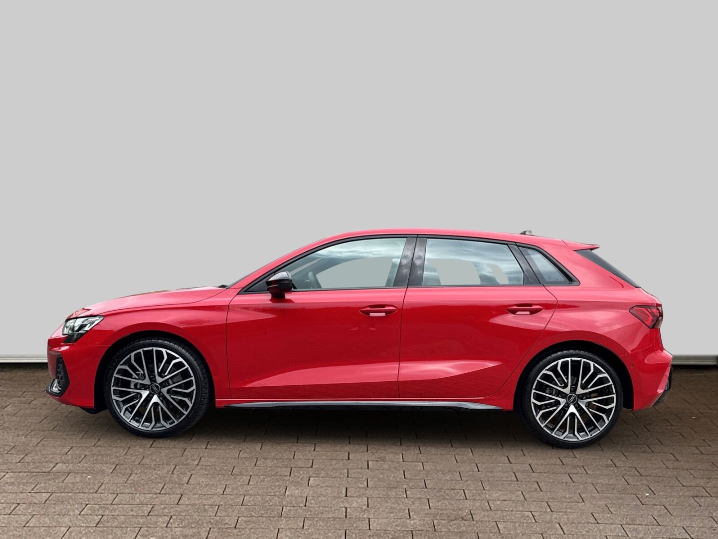 Fahrzeugabbildung Audi A3 SPORTB 35 TFSI SLINE,MATRIX,VIRTUAL,AHK,PANO