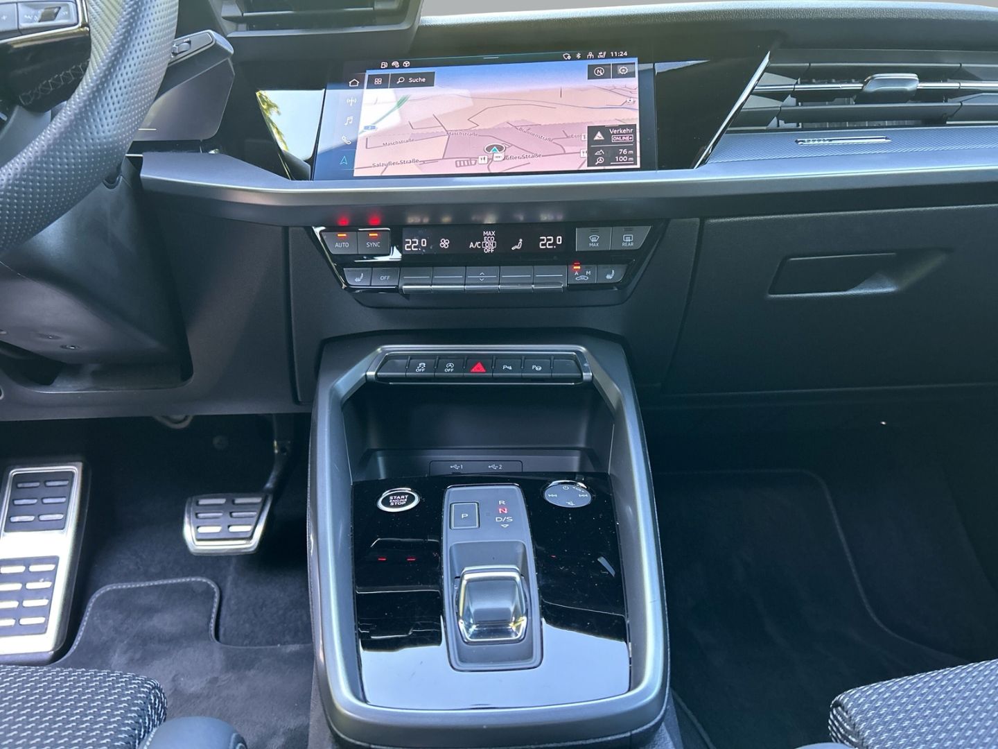 Fahrzeugabbildung Audi A3 Sportback 35 TFSI tronic S line Optikpaket sc