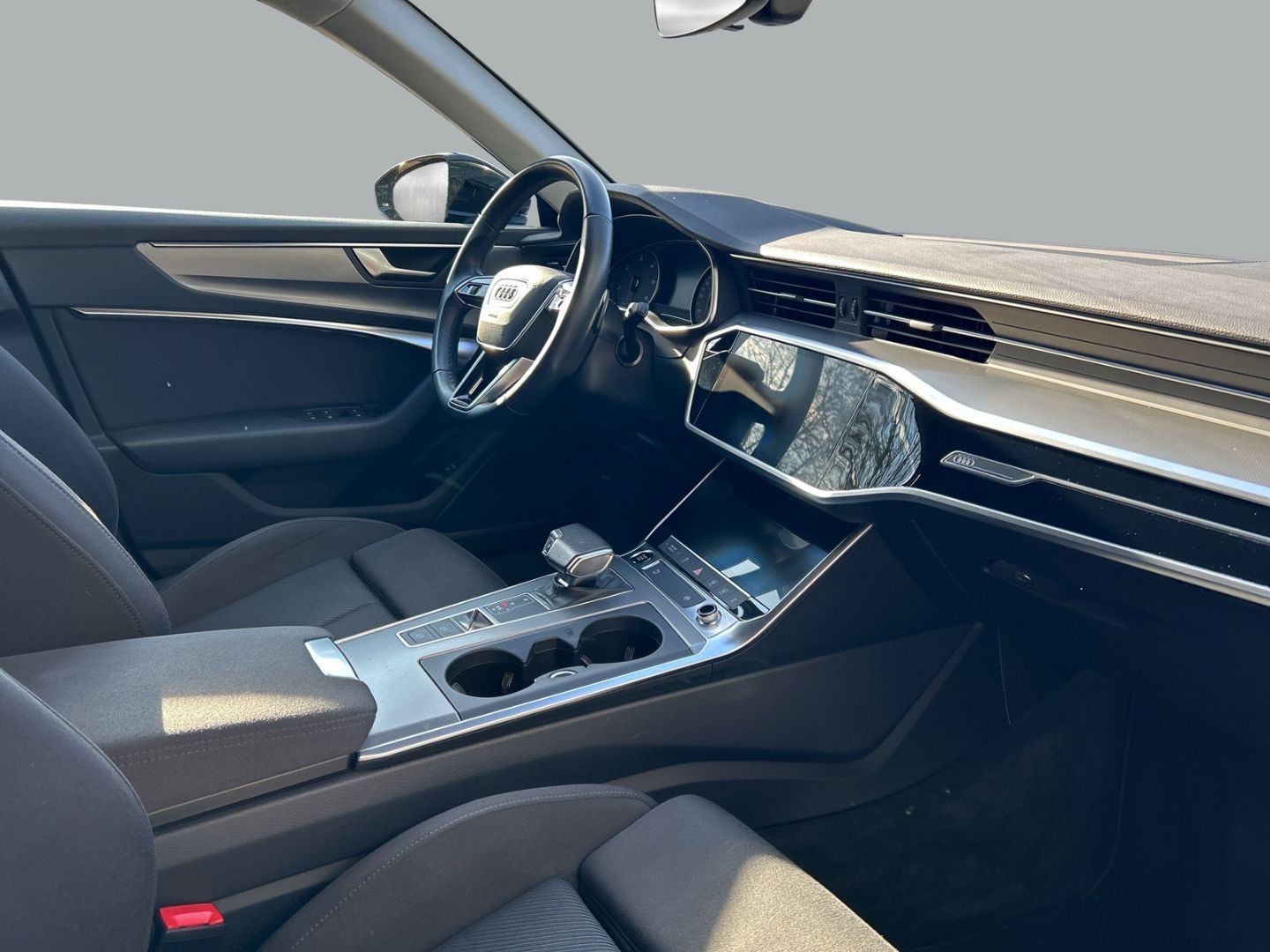 Fahrzeugabbildung Audi A6 AVANT 35TDI SPORT,LED.SHZ,AHK,VIRTUAL,CARPLAY