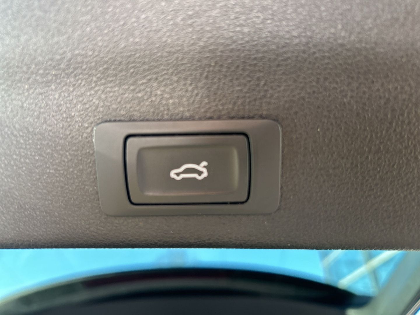 Fahrzeugabbildung Audi A6 AVANT 35TDI SPORT,LED.SHZ,AHK,VIRTUAL,CARPLAY