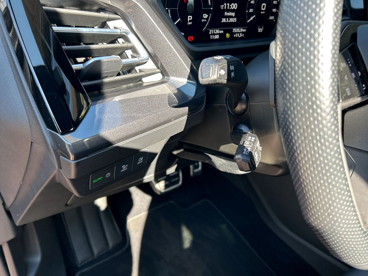 Fahrzeugabbildung Audi Q4 50 SPORTB QUATTRO,LED,HUD,SPORTPAKET,VIRTUAL