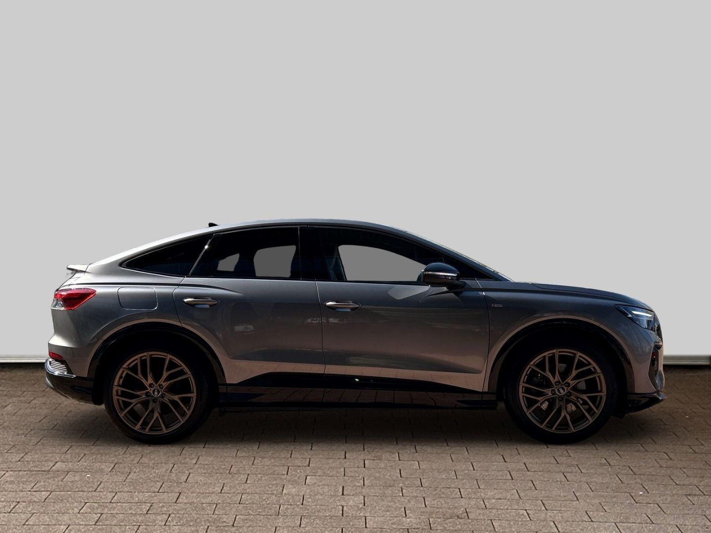 Fahrzeugabbildung Audi Q4 50 SPORTB QUATTRO,LED,HUD,SPORTPAKET,VIRTUAL