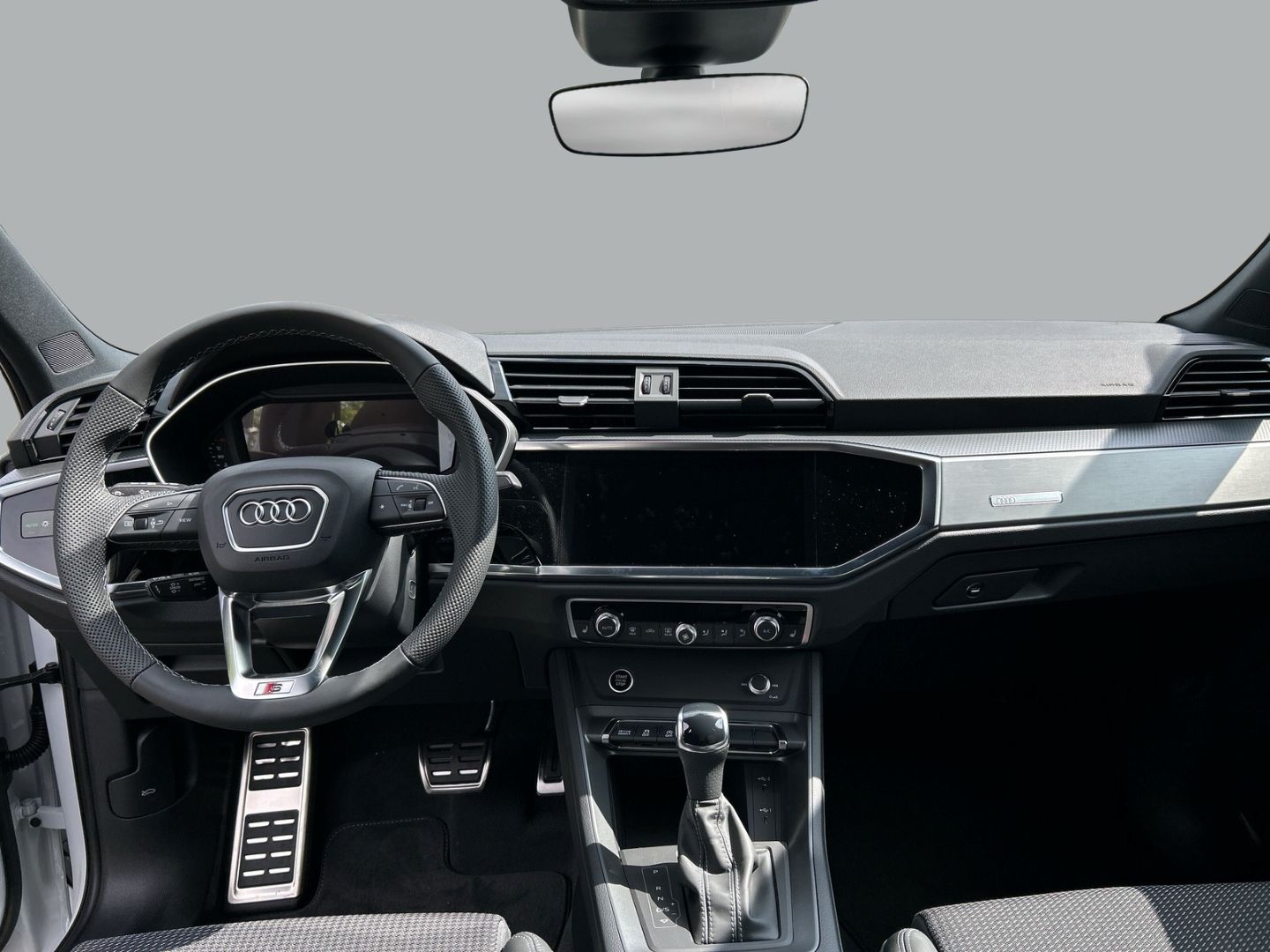 Fahrzeugabbildung Audi Q3 SPORTB SLINE 35 TFSI VIRTUAL,LED,APPLE,19ZOLL