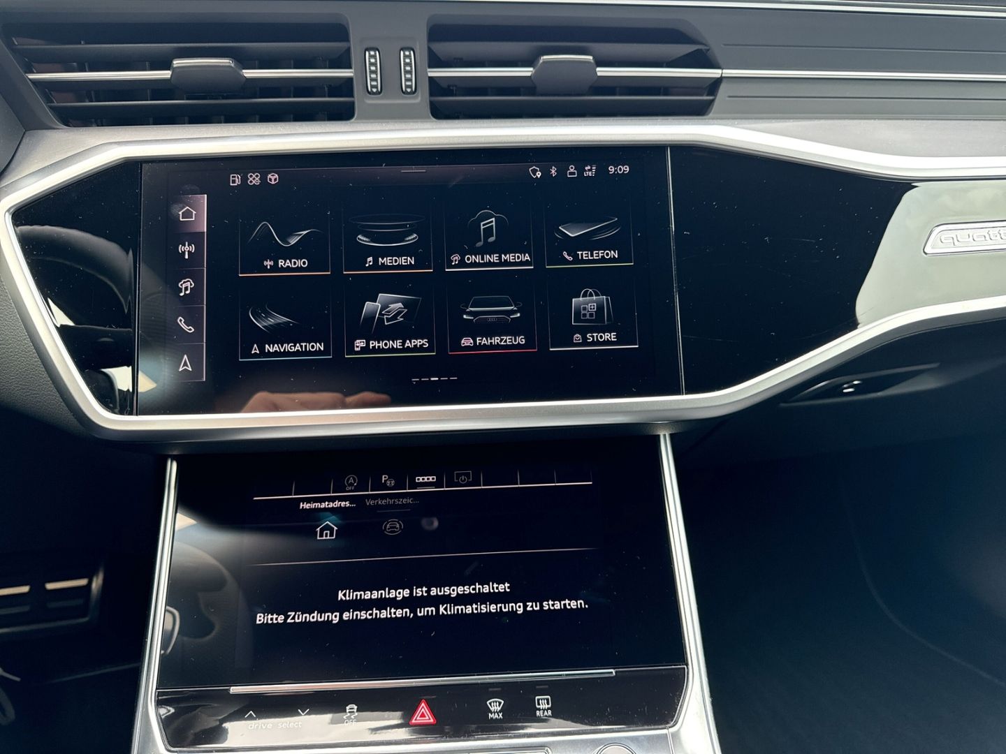 Fahrzeugabbildung Audi A6 AVANT SLINE40 TDI QUATTRO,LED,ASSISTENZ PLUS